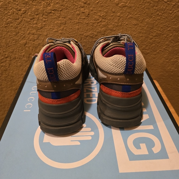 Gucci Flashtrek Sneakers - Picture 3 of 6